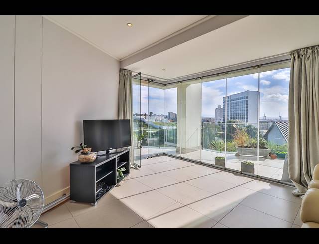 2 BEDROOM APARTMENT RENTED IN HUMEWOOD